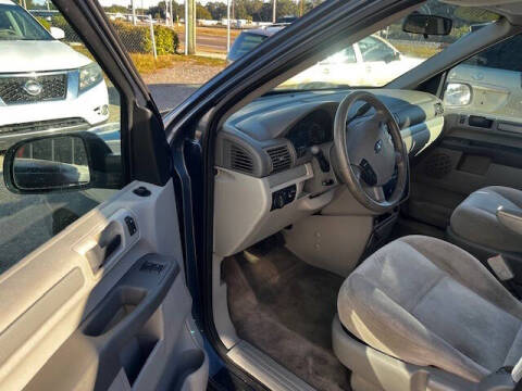 2006 Ford Freestar SE