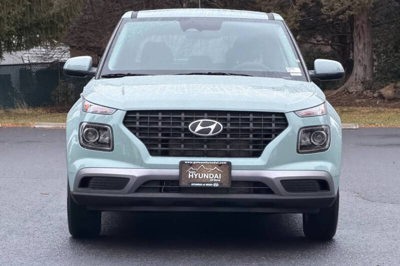 2026 Hyundai Venue SE