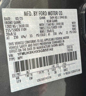 2025 Ford Explorer ST-Line