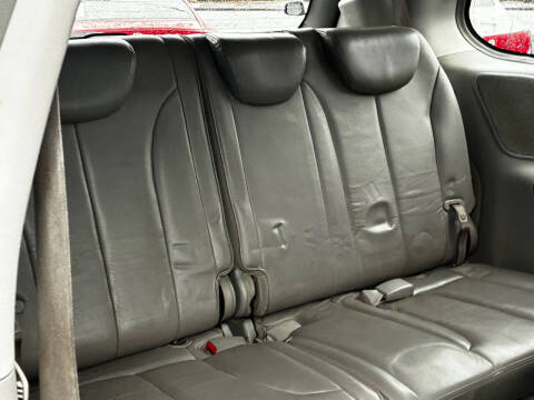 2007 Hyundai Entourage