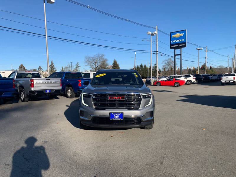 2025 GMC Acadia Elevation