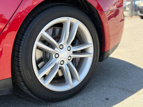 2015 Tesla Model S 85