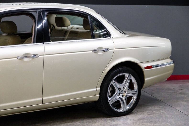 2006 Jaguar XJ-Series XJ8