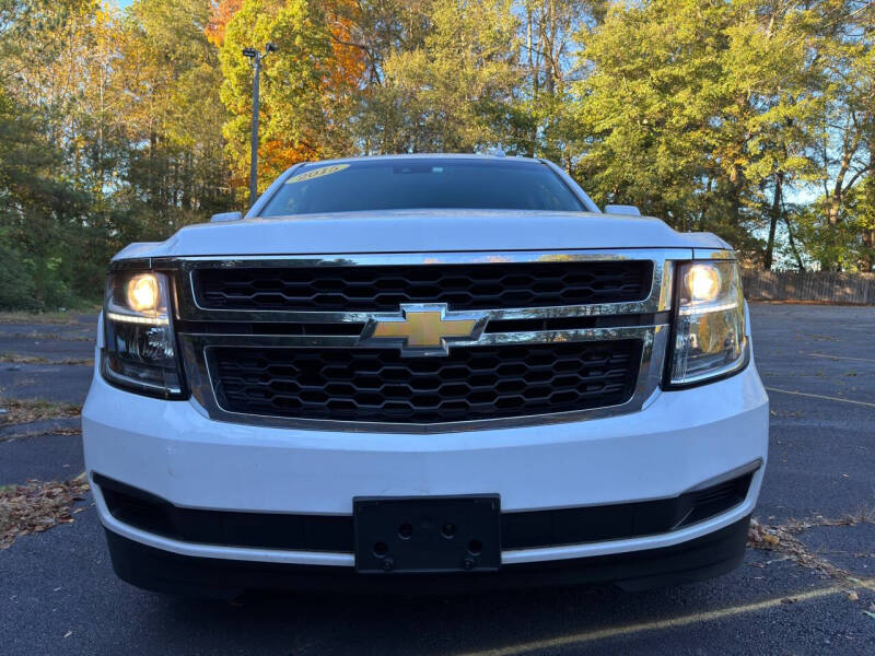 2015 Chevrolet Tahoe LT photo 5