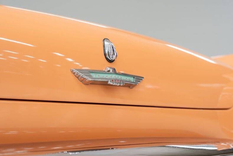 1957 Ford Thunderbird