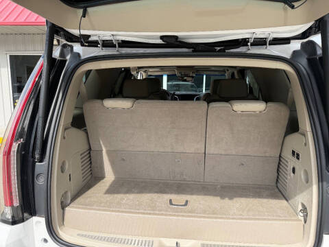 2016 Cadillac Escalade Luxury Collection