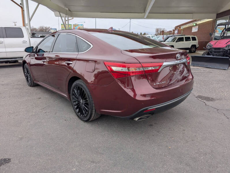 2017 Toyota Avalon XLE Premium