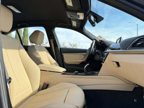 2018 BMW 3 Series 330i