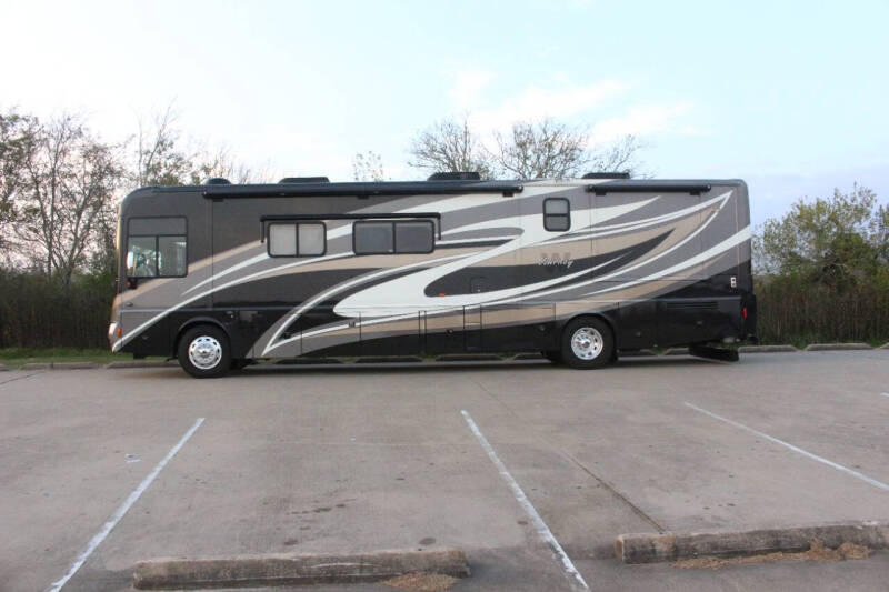 2011 Winnebago Journey