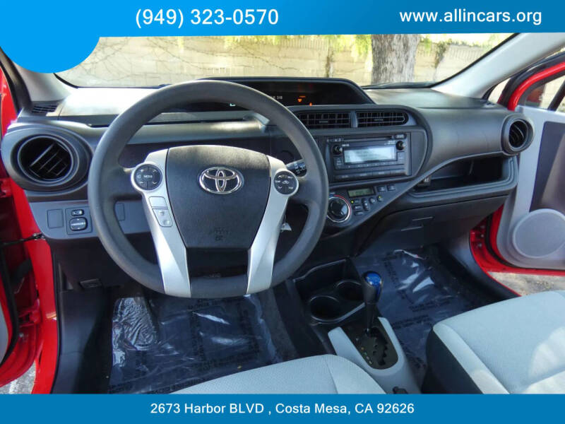 2014 Toyota Prius c