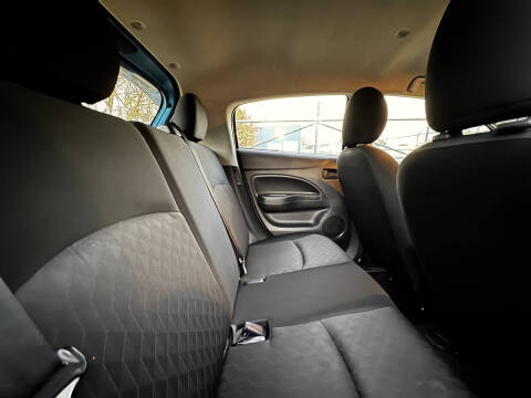 2024 Mitsubishi Mirage ES