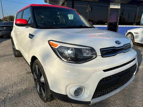 2019 Kia Soul +
