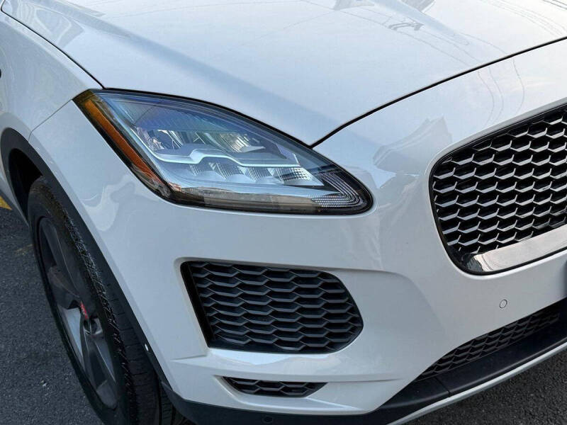 2018 Jaguar E-PACE P250 SE