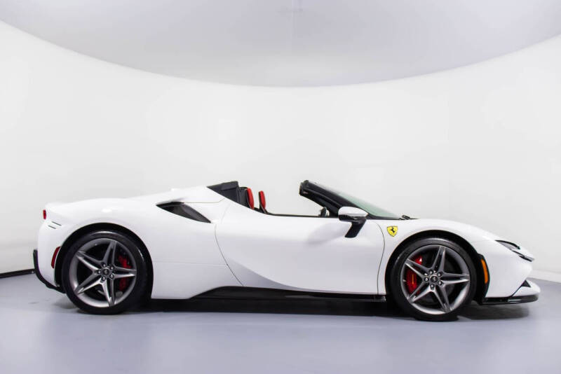 2024 Ferrari SF90 Spider