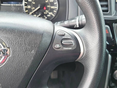 2020 Nissan Pathfinder S