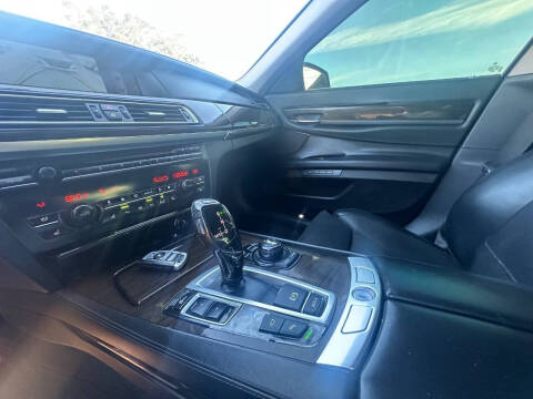 2010 BMW 7 Series 750Li