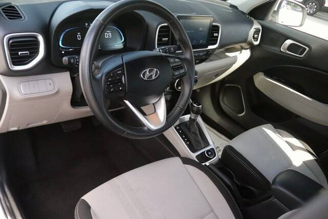 2024 Hyundai Venue SEL