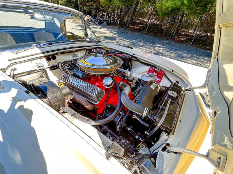 1957 Ford Thunderbird