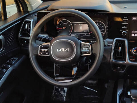 2023 Kia Sorento LX