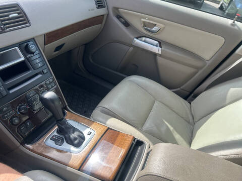 2005 Volvo XC90 2.5T