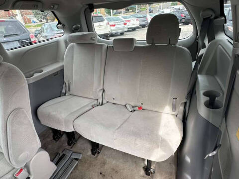 2014 Toyota Sienna