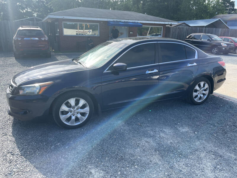 2009 Honda Accord for sale at LAURINBURG AUTO SALES in Laurinburg NC