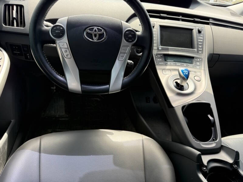 2010 Toyota Prius V