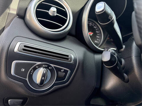 2017 Mercedes-Benz C-Class