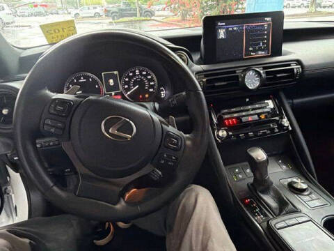 2023 Lexus IS 300