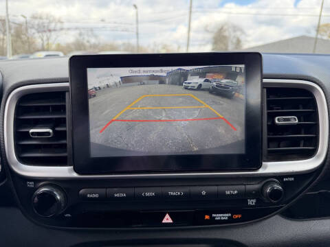 2021 Hyundai Venue SE