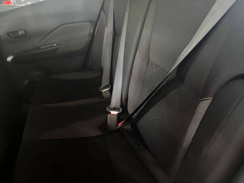 2020 Nissan Kicks S