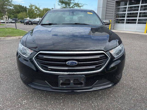 2017 Ford Taurus Limited