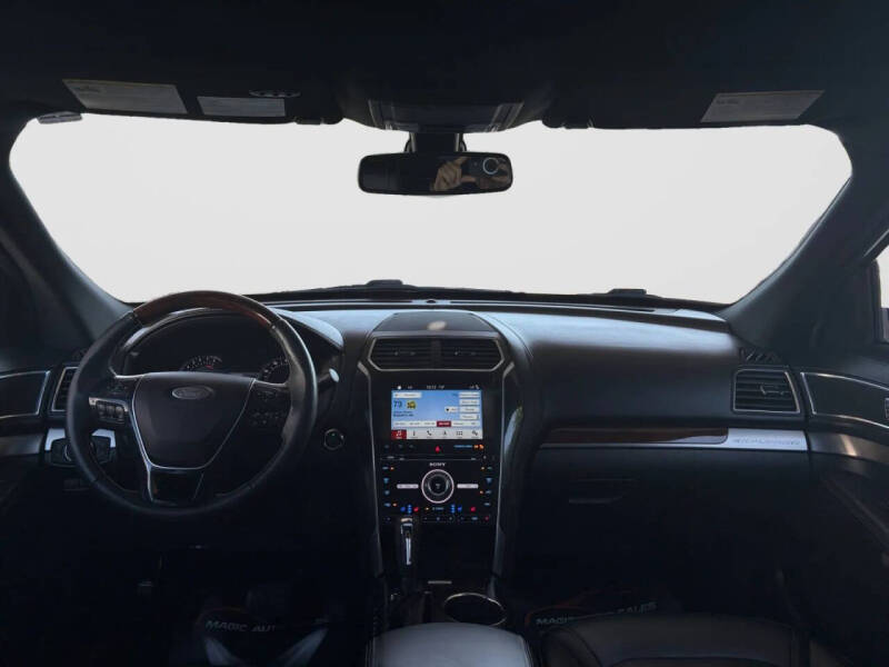 2018 Ford Explorer Platinum