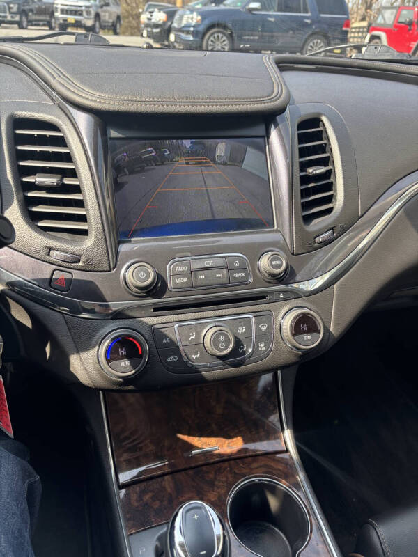 2014 Chevrolet Impala 1LT - Photo 11