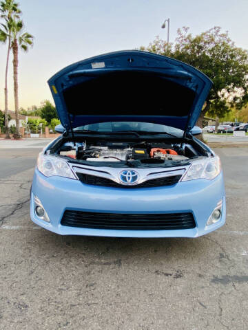 2012 Toyota Camry Hybrid XLE