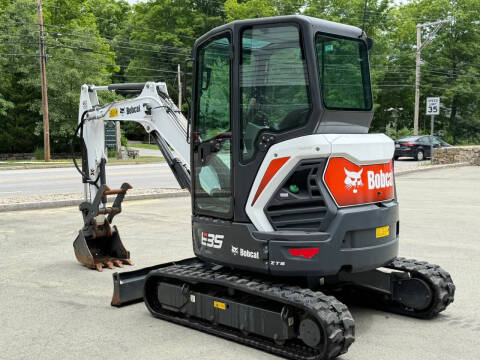 2017 Bobcat E35i