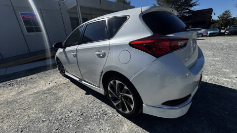 2016 Scion iM
