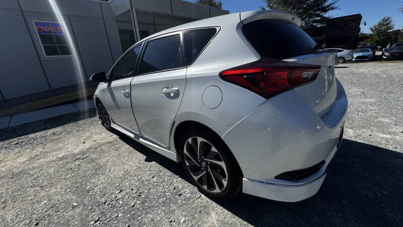 2016 Scion iM