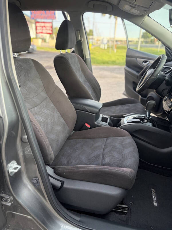 2015 Nissan Rogue SV