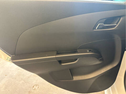 2019 Chevrolet Sonic LT Auto