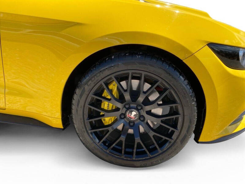2017 Ford Mustang V6