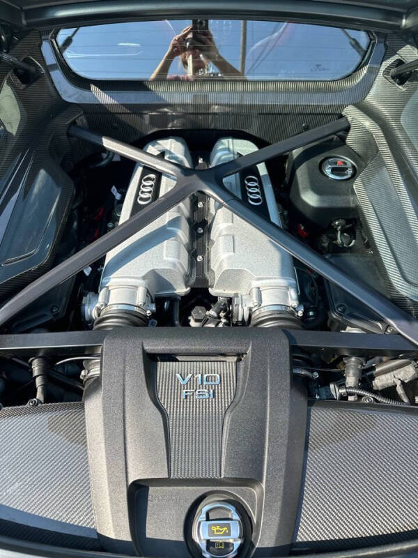 2021 Audi R8 Base photo 11