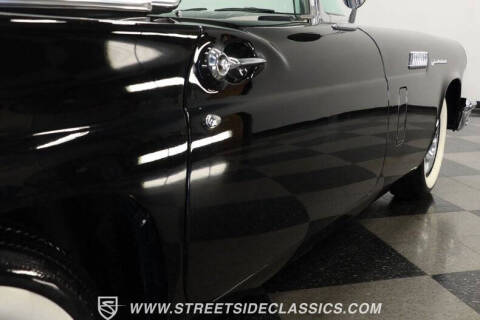 1957 Ford Thunderbird