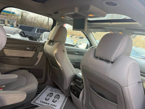 2013 GMC Acadia SLE-2