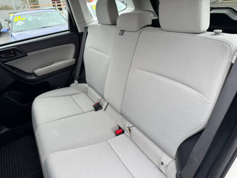 2017 Subaru Forester 2.5i