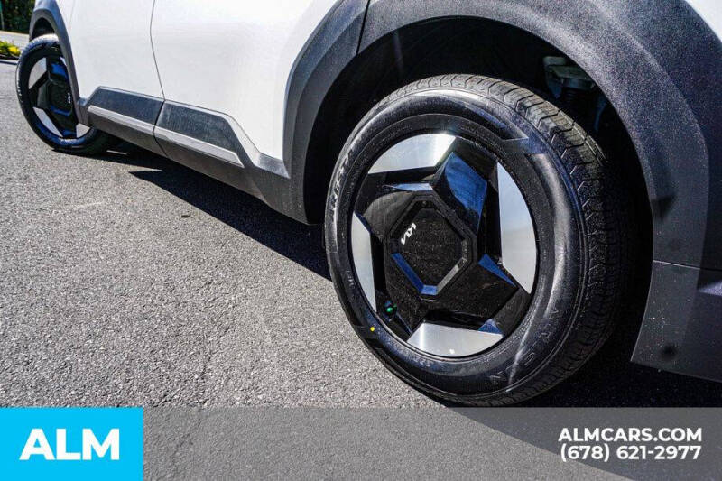 2024 Kia EV9 Light Long Range