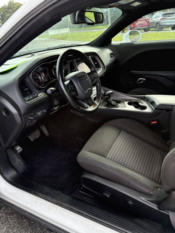 2023 Dodge Challenger SXT