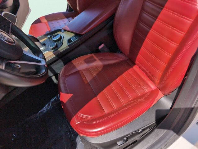 2017 Alfa Romeo Giulia Ti