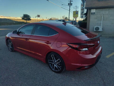 2020 Hyundai Elantra Sport