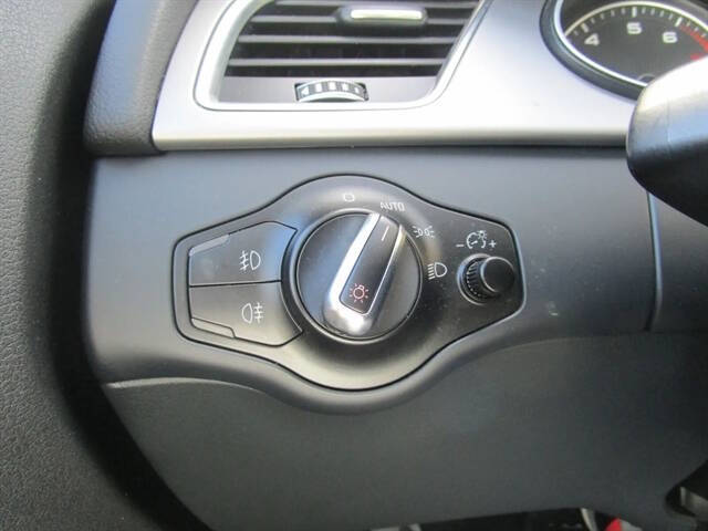 2014 Audi A4 2.0T quattro Premium Plus